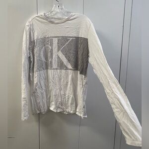 Like New Calvin Klein Long Sleeve Graphic Crew Neck Shirt